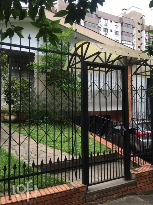 Foto 1 de Casa com 5 Quartos à venda, 350m² em São João, Porto Alegre