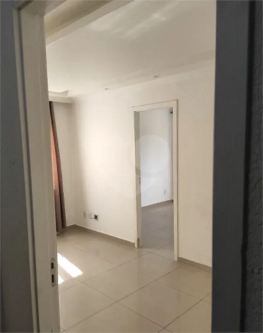 Foto 1 de Apartamento com 3 Quartos à venda, 48m² em Jaragua, São Paulo