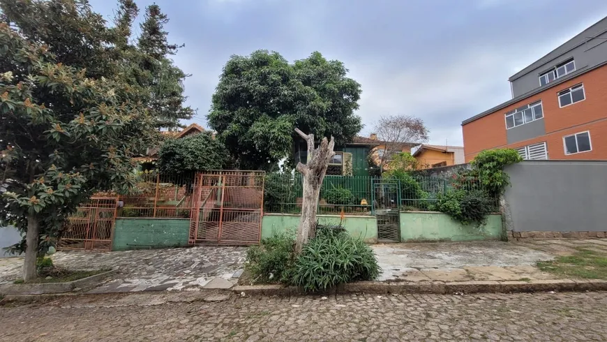 Foto 1 de Lote/Terreno à venda, 617m² em Jardim Itú Sabará, Porto Alegre