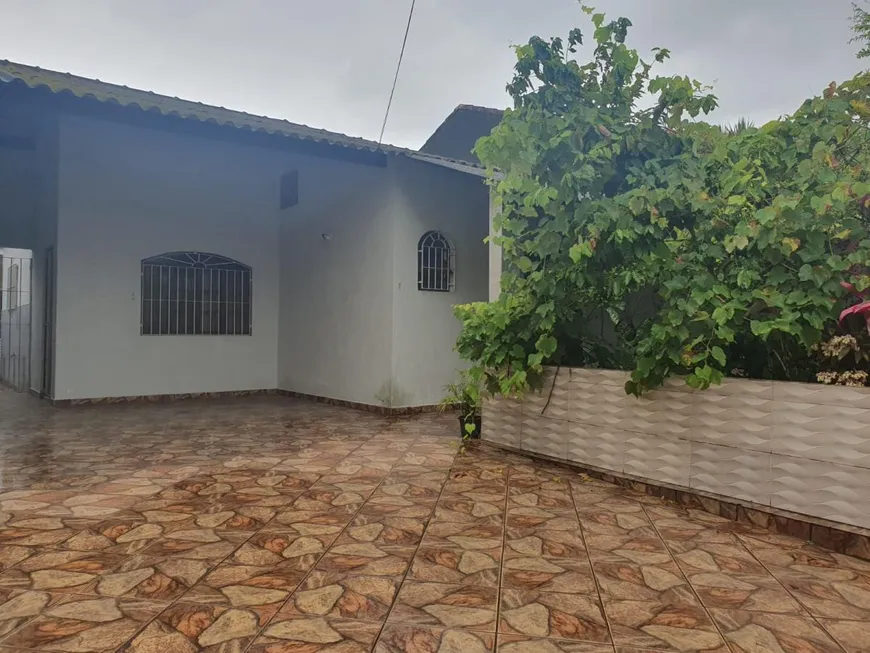 Foto 1 de Casa com 2 Quartos à venda, 110m² em Belas Artes, Itanhaém