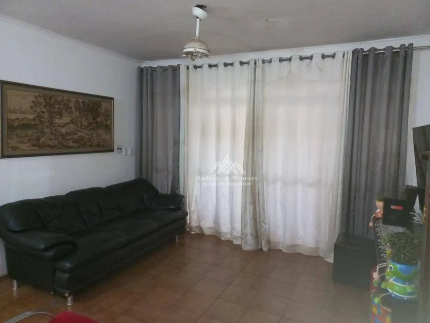 Foto 1 de Sobrado com 4 Quartos para alugar, 197m² em Jardim Irajá, Ribeirão Preto