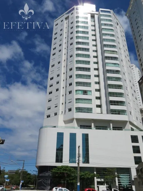 Foto 1 de Apartamento com 4 Quartos à venda, 218m² em Barra Sul, Balneário Camboriú