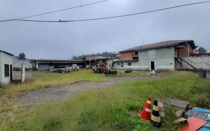 Foto 1 de Lote/Terreno à venda, 3000m² em Caucaia do Alto, Cotia