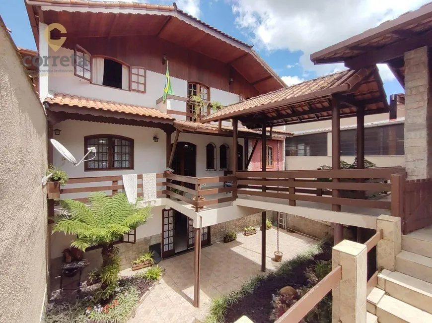 Foto 1 de Casa com 4 Quartos à venda, 297m² em Cônego, Nova Friburgo