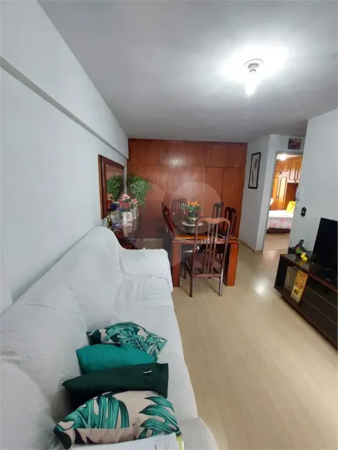 Foto 1 de Apartamento com 2 Quartos à venda, 60m² em Liberdade, São Paulo