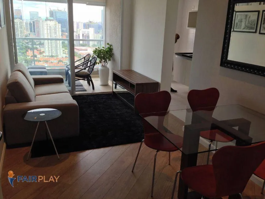 Foto 1 de Apartamento com 1 Quarto para alugar, 45m² em Brooklin, São Paulo