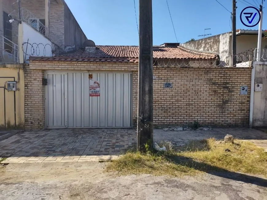 Foto 1 de Casa com 5 Quartos à venda, 216m² em Parangaba, Fortaleza