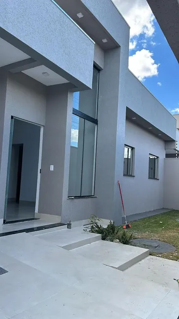 Foto 1 de Casa com 3 Quartos à venda, 150m² em Campos Elísios, Anápolis