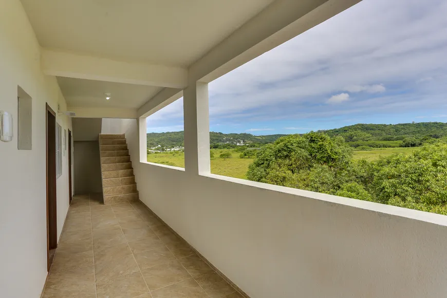 Foto 1 de Apartamento com 1 Quarto para alugar, 40m² em Cachoeira do Bom Jesus, Florianópolis