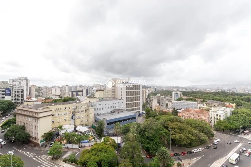 Foto 1 de Kitnet com 1 Quarto à venda, 17m² em Centro Histórico, Porto Alegre