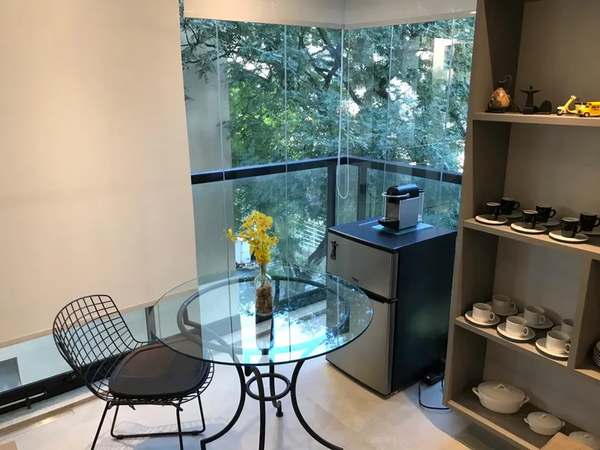 Foto 1 de Apartamento com 1 Quarto para alugar, 35m² em Jardins, São Paulo