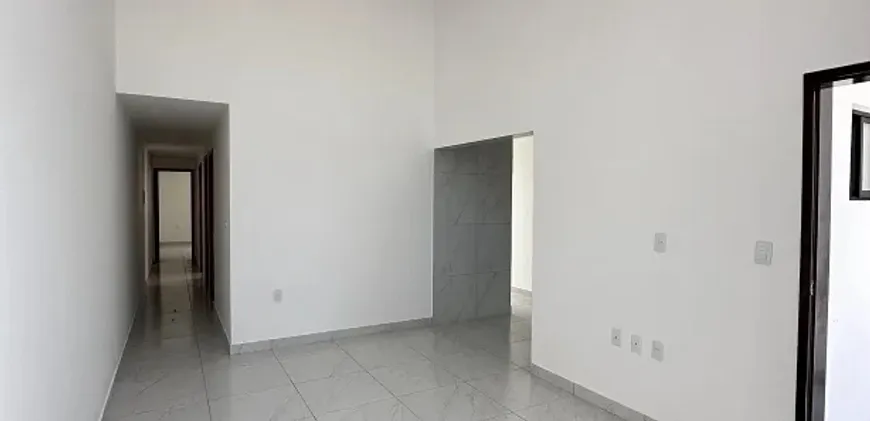 Foto 1 de Casa com 2 Quartos à venda, 95m² em Fazenda Grande do Retiro, Salvador