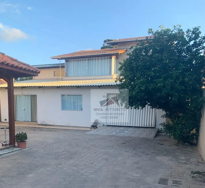 Foto 1 de Casa com 3 Quartos à venda, 450m² em São João do Rio Vermelho, Florianópolis