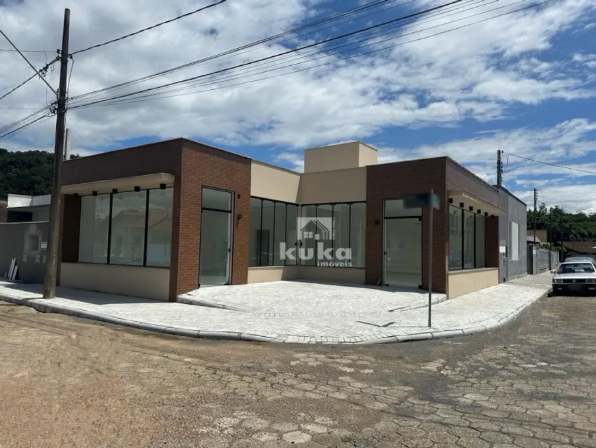 Foto 1 de Sala Comercial para alugar, 120m² em Barra do Rio Cerro, Jaraguá do Sul