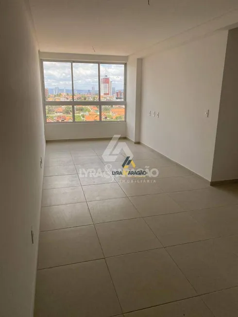 Foto 1 de Apartamento com 3 Quartos à venda, 79m² em Lauritzen , Campina Grande
