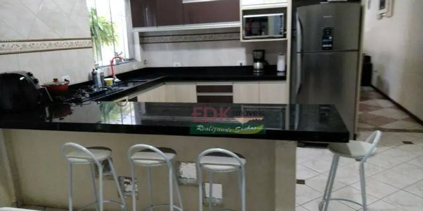 Foto 1 de Sobrado com 4 Quartos à venda, 128m² em Jardim Terras do Sul, São José dos Campos