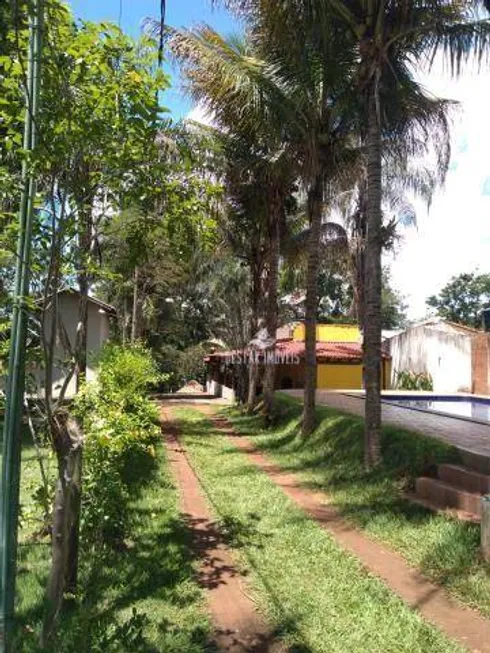 Foto 1 de Fazenda/Sítio com 6 Quartos à venda, 2074m² em Chacara Represa de Miranda, Uberlândia