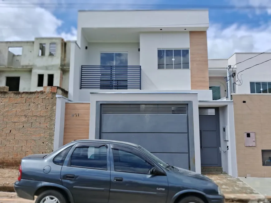 Foto 1 de Casa com 3 Quartos à venda, 134m² em Cidade Vergani, Pouso Alegre