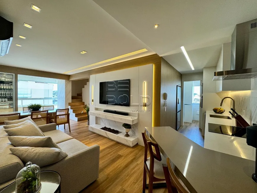 Foto 1 de Apartamento com 3 Quartos à venda, 112m² em Abraão, Florianópolis