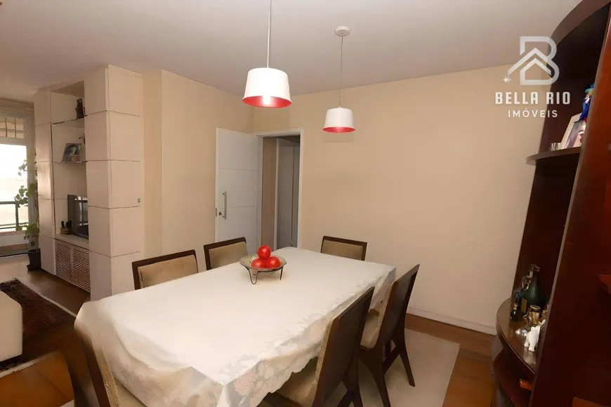 Foto 1 de Apartamento com 4 Quartos à venda, 130m² em Botafogo, Rio de Janeiro