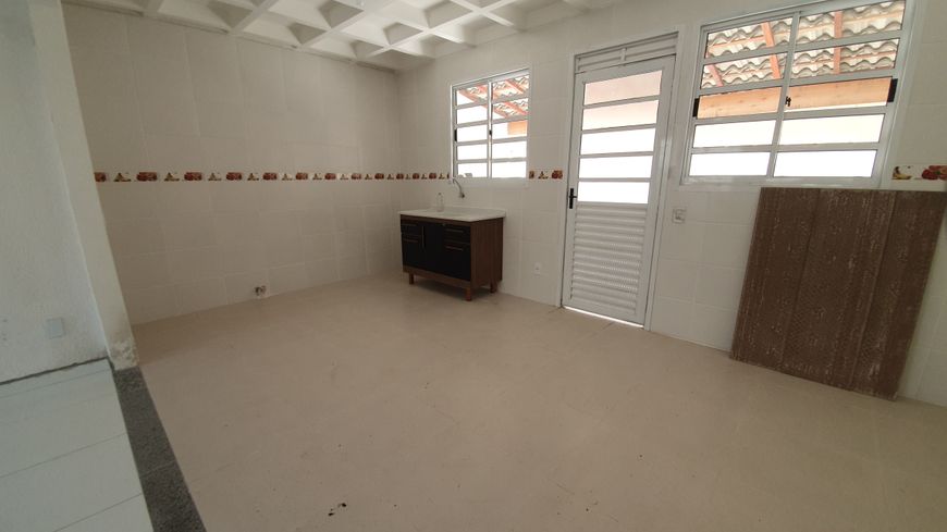 Casa de Condomínio na Rua Tamotsu Iwasse, 25, Vila Nova Bonsucesso em  Guarulhos, por R$ 345.000 - Viva Real