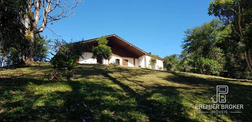 Foto 1 de Fazenda/Sítio com 7 Quartos à venda, 450m² em Granja Florestal, Teresópolis