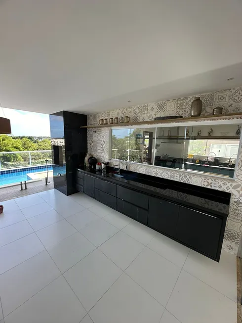 Foto 1 de Casa de Condomínio com 3 Quartos à venda, 300m² em Alphaville Abrantes, Camaçari