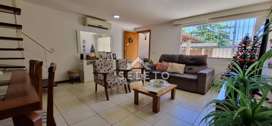 Foto 1 de Casa com 4 Quartos à venda, 140m² em Serra Grande, Niterói