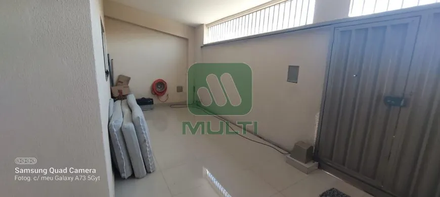 Foto 1 de Casa com 3 Quartos à venda, 217m² em Jardim Patrícia, Uberlândia