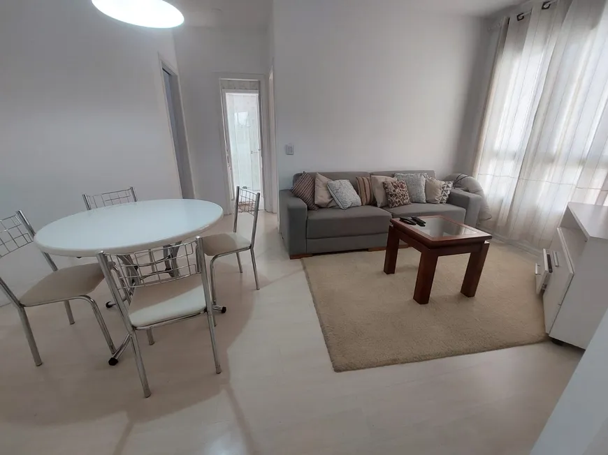 Foto 1 de Apartamento com 2 Quartos à venda, 53m² em Vila Nova Mogilar, Mogi das Cruzes