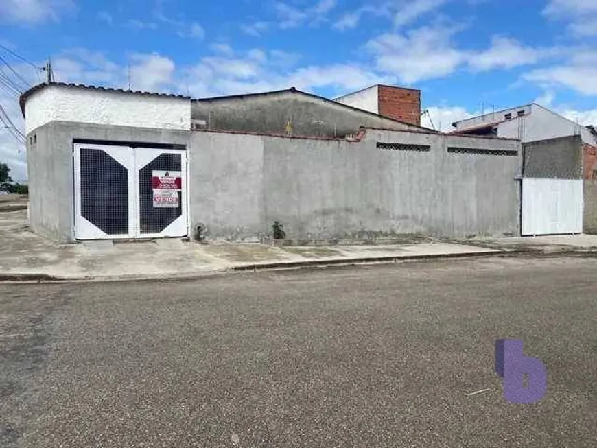 Foto 1 de Casa com 2 Quartos à venda, 170m² em Conjunto Habitacional Julio de Mesquita Filho, Sorocaba