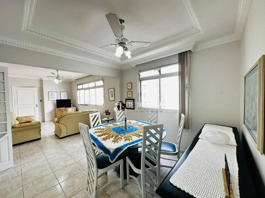 Foto 1 de Apartamento com 3 Quartos à venda, 106m² em Praia das Pitangueiras, Guarujá
