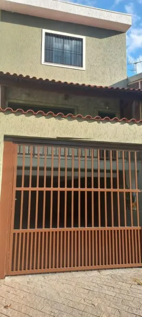 Foto 1 de Sobrado com 3 Quartos à venda, 197m² em Km 18, Osasco