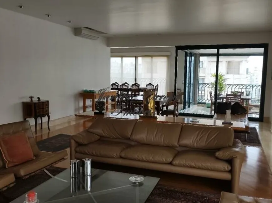 Foto 1 de Apartamento com 4 Quartos para alugar, 344m² em Jardim Europa, São Paulo