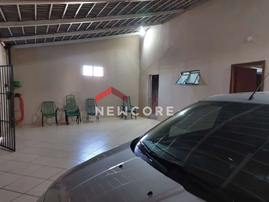 Foto 1 de Casa com 5 Quartos à venda, 225m² em Luizote de Freitas, Uberlândia