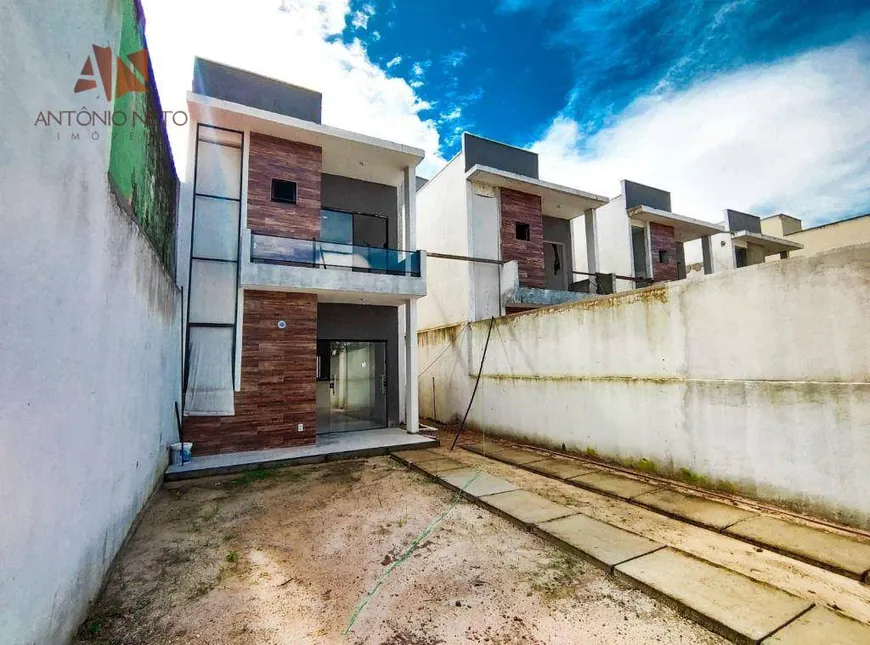 Foto 1 de Casa com 3 Quartos à venda, 112m² em Parque Manibura, Fortaleza
