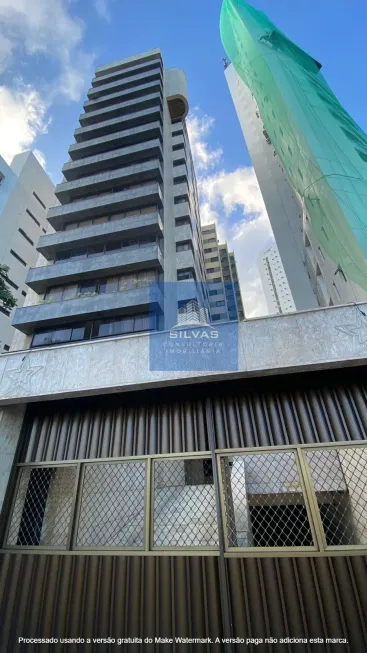 Foto 1 de Apartamento com 4 Quartos para venda ou aluguel, 329m² em Boa Viagem, Recife