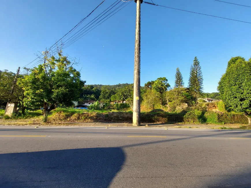 Foto 1 de Lote/Terreno à venda em Iririú, Joinville