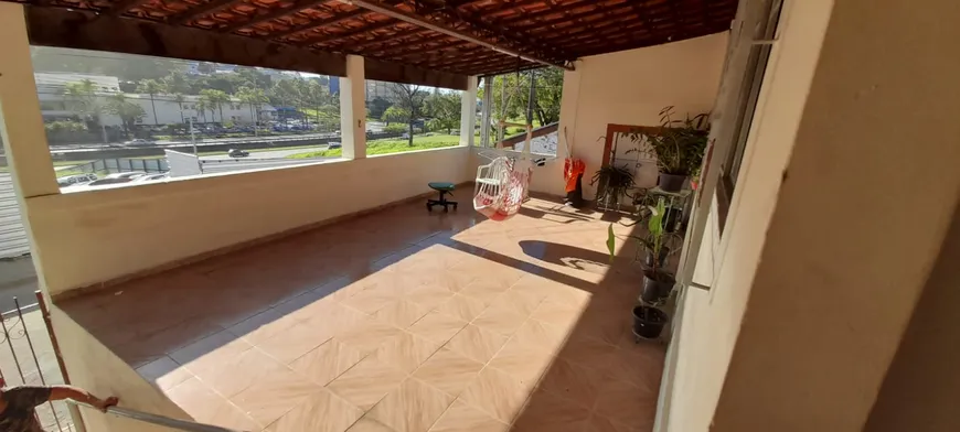 Foto 1 de Casa com 3 Quartos à venda, 150m² em Monte Castelo, São José dos Campos