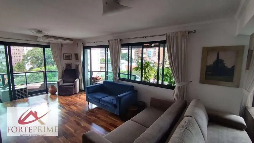 Foto 1 de Apartamento com 3 Quartos à venda, 200m² em Moema, São Paulo