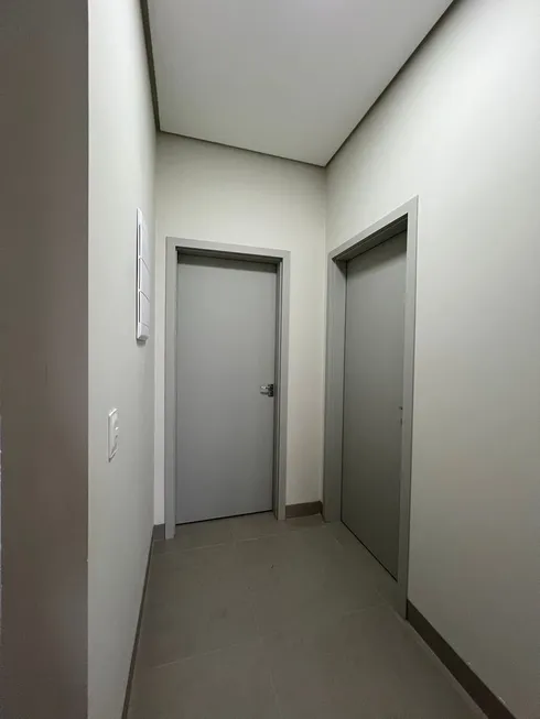 Foto 1 de Casa com 2 Quartos à venda, 117m² em Jardim Guanabara, Fortaleza