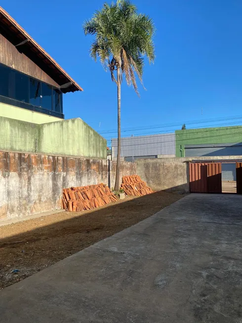 Foto 1 de Casa com 3 Quartos para alugar, 65m² em Jardim Oriente, Valparaíso de Goiás