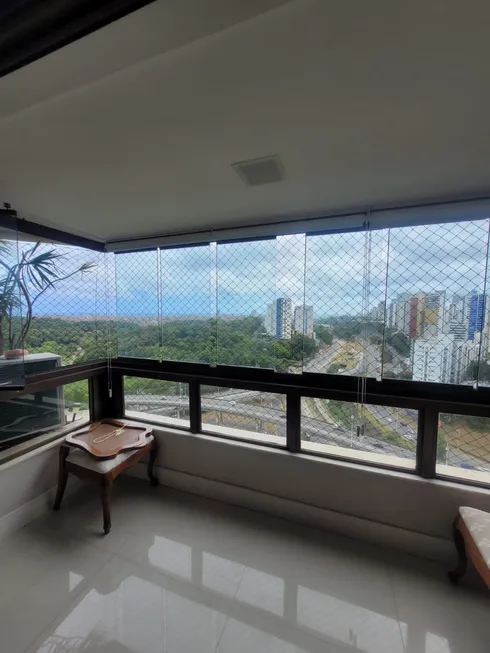 Foto 1 de Apartamento com 4 Quartos à venda, 136m² em Itaigara, Salvador