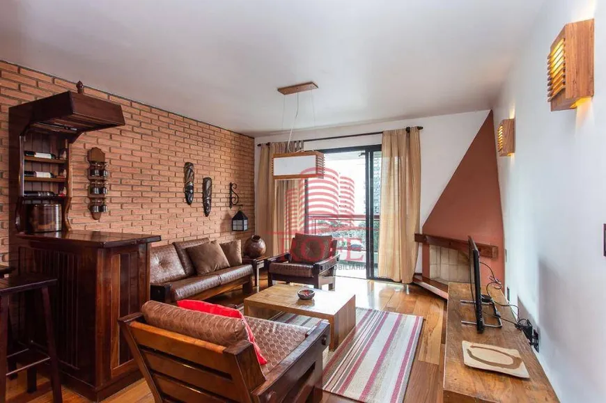 Foto 1 de Apartamento com 4 Quartos à venda, 126m² em Moema, São Paulo