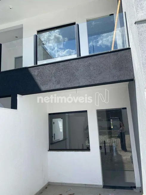 Foto 1 de Casa com 3 Quartos à venda, 182m² em Nacional, Contagem