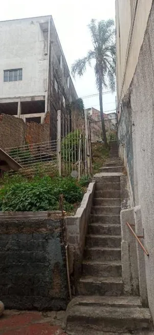 Foto 1 de Casa com 1 Quarto para alugar, 40m² em Vila Araguaia, São Paulo