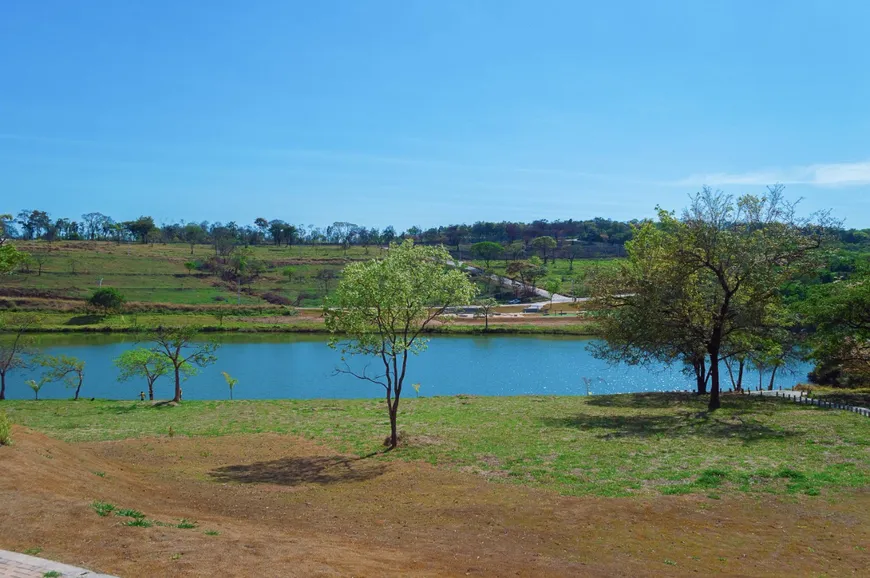 Foto 1 de Lote/Terreno à venda, 1000m² em Quintas Coloniais, Contagem