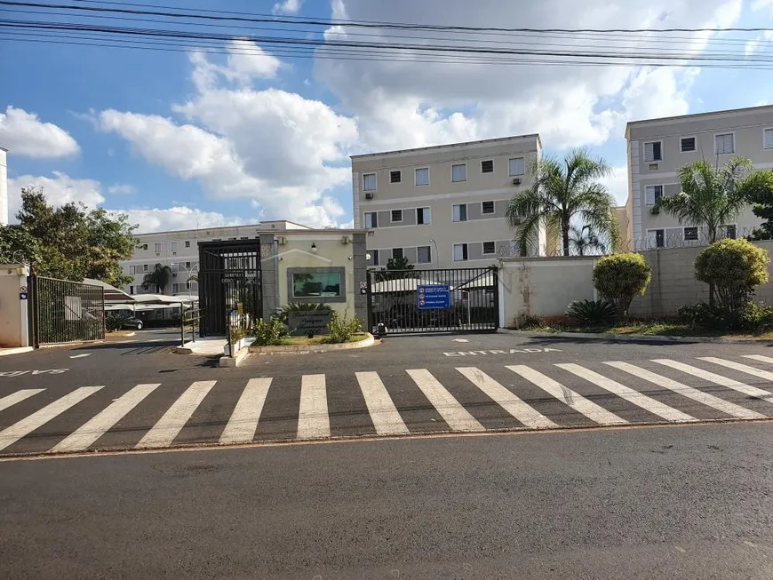 Foto 1 de Apartamento com 2 Quartos para alugar, 46m² em Residencial Jequitiba, Ribeirão Preto