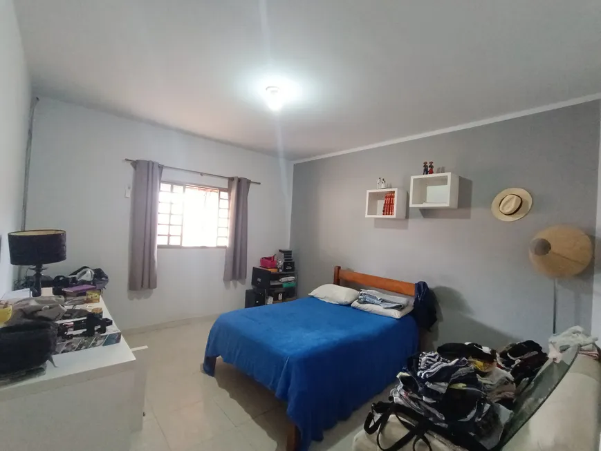 Foto 1 de Casa com 6 Quartos à venda, 250m² em Parque Real de Goiânia, Aparecida de Goiânia