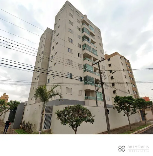 Foto 1 de Apartamento com 3 Quartos à venda, 60m² em Vitoria, Londrina